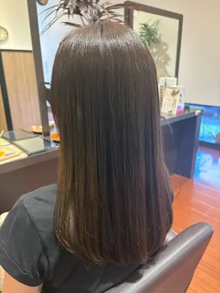 カラー 💜堀 有紀💜のヘアスタイル