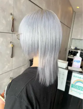 セミロング カラー 🎀ハイトーン・艶 カラー HANA🎀のヘアスタイル