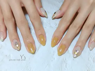 ネイル YUMI NAGAI のネイルデザイン