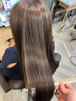 セミロング 縮毛矯正練習 モデル募集✨️NOAのヘアスタイル
