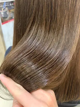 セミロング カラー 【髪質改善】 美髪/久岡徹也のヘアスタイル