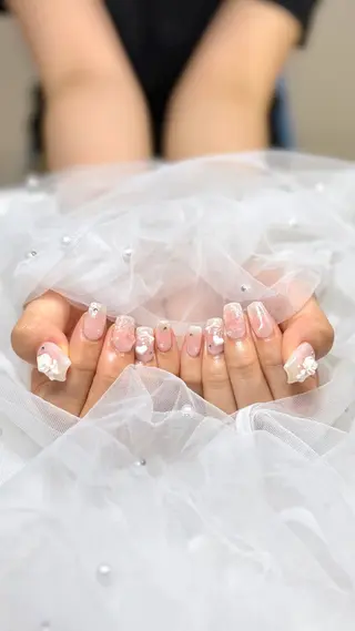 ネイル hitomi 🎀所沢ネイルサロンのネイルデザイン