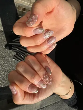 ネイル LAVISH 大和店 emi・:*+のネイルデザイン