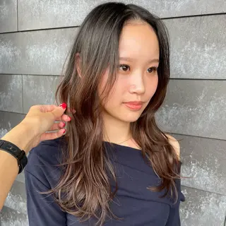 ロング mio 🍒レイヤーカットのヘアスタイル