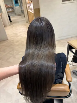 ロング 小川 ルミナのヘアスタイル