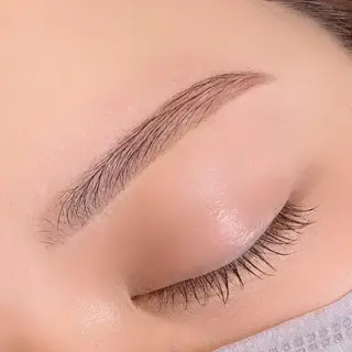 アイブロウ alchemy workzのマツエク・マツパデザイン