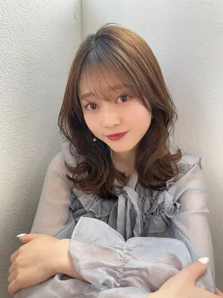 セミロング カラー パーマ 上田 ヒロツグのヘアスタイル