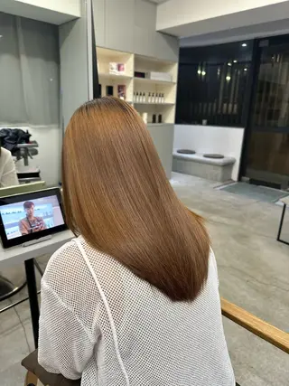 ミディアム パーマ ハイトーンカラー が絶対可愛い✨泰聖✨のヘアスタイル