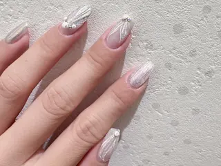ネイル Elegant beautyトウのネイルデザイン