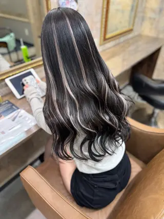 ロング 和久井 琉空のヘアスタイル