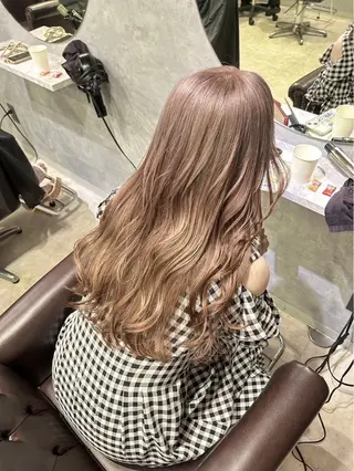ロング 池袋/カラー特化🎨 ロング料金なし🩵のヘアスタイル