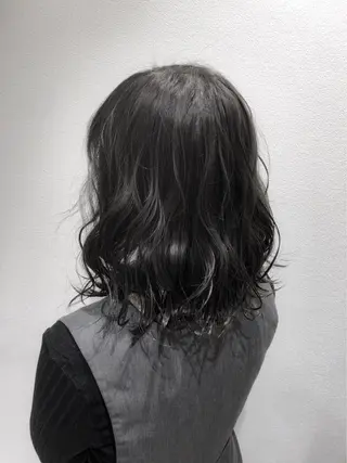 ミディアム カラー ヘアアレンジ 小白井 由美のヘアスタイル