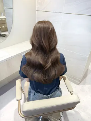 ロング カラー 透明感カラー🌿 グレージュ🐺陽介のヘアスタイル