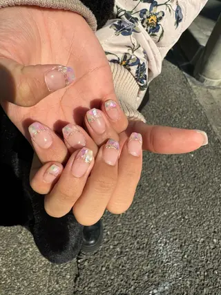 ネイル LAVISH 大和店 emi・:*+のネイルデザイン