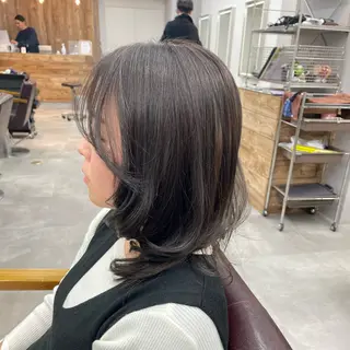 セミロング 🌷久保田 優🌷のヘアスタイル