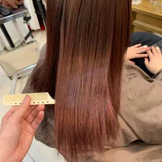 カラー 天野 利咲のヘアスタイル