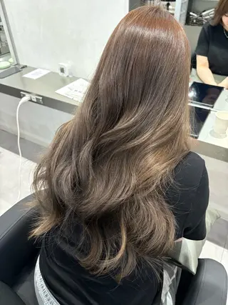 ロング カラー ヘアアレンジ 透明感ｶﾗｰ/顔周り ｶｯﾄ🌸ｻｸﾗ🌸のヘアスタイル