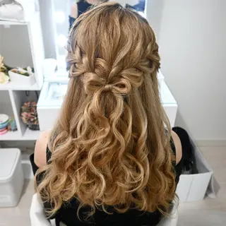 ヘアアレンジ 麻優 ヘアセットのヘアスタイル
