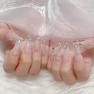 ネイル Rinaky Amee Nailのネイルデザイン