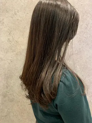 ロング 大人レイヤー×艶髪 小久保　春暁のヘアスタイル