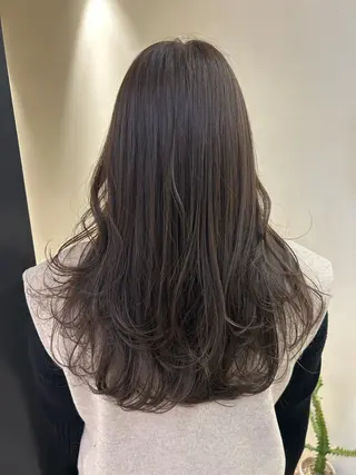 ロング カラー hubhair レイヤー/透明感のヘアスタイル