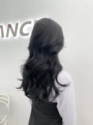 ロング カラー 大人っぽ韓国レディ レイヤー🤍渋谷のヘアスタイル