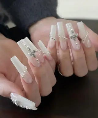 ネイル MIHANA YUKIのネイルデザイン