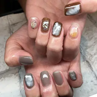 ネイル 里見 麗のネイルデザイン