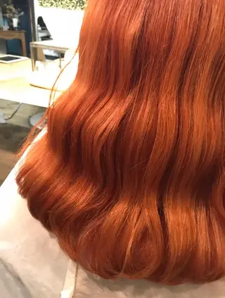 ロング 平山 愛理のヘアスタイル
