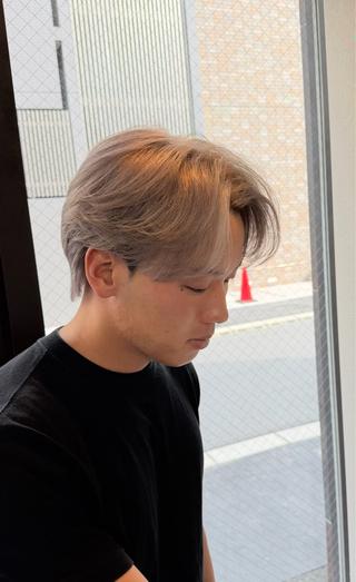 カラー パーマ メンズ 角田 凌のヘアスタイル