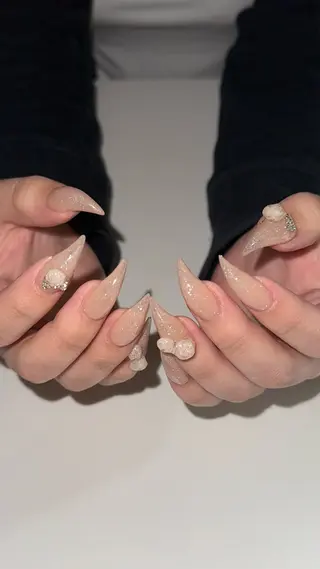 ネイル 彩 名のネイルデザイン