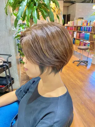ショート カラー 増山 大起のヘアスタイル