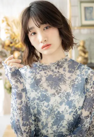 ミディアム 艶髪ストレート❇️ レイヤー❇️出町光流のヘアスタイル