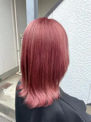 ミディアム カラー インナーカラー 推し ブリーチ  髪質改善のヘアスタイル
