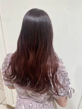 ロング MEGU/layer cut/透明感カラーのヘアスタイル