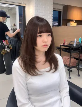 ミディアム レイヤー💞×美髪 縮毛矯正✨あやのヘアスタイル