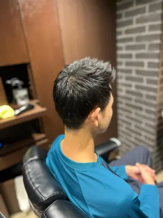 ショート 新宿💈カットモデル メンズカットのヘアスタイル