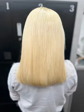 セミロング カラー 透明感カラー特化🫧 🦋栗原🦋のヘアスタイル