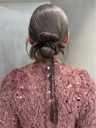 セミロング ヘアアレンジ MIES amane(アマネ)のヘアスタイル
