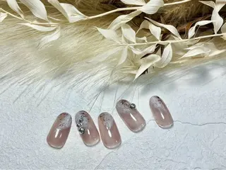 ネイル mogunail &blowのネイルデザイン