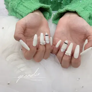 ネイル grandir🦋 MOMOKAのネイルデザイン