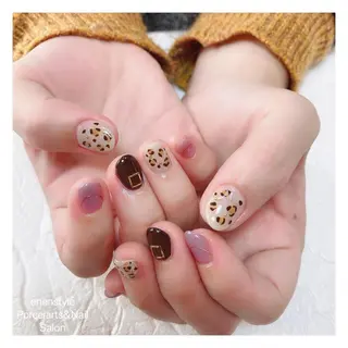 ショート ネイル 🐾enen style 🐾のネイルデザイン