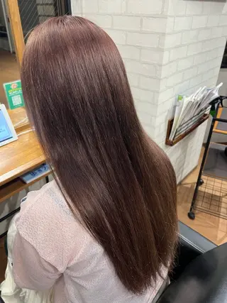 ロング カラー イリオモテ レナのヘアスタイル