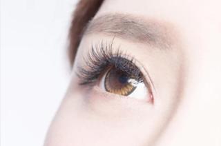 マツエク・マツパ Emerge eyelashのマツエク・マツパデザイン