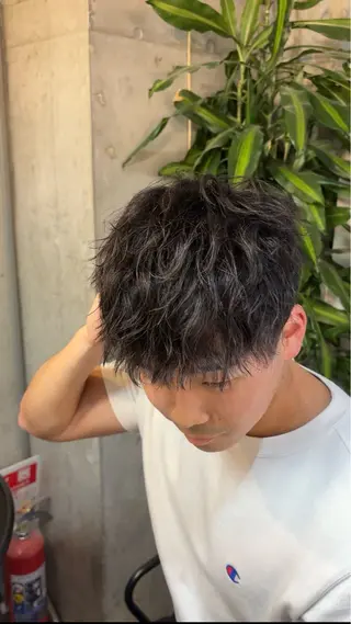 ミディアム メンズ縮毛矯正 細谷碧海のヘアスタイル