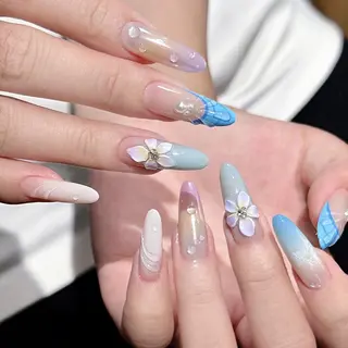ネイル Pure&Rich Nailのネイルデザイン