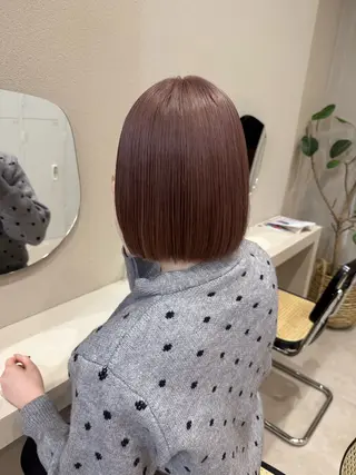 ショート MIYU透明感カラー ブリーチなしWカラーのヘアスタイル