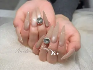 ネイル ✨Nailsalon Vi+✨のネイルデザイン