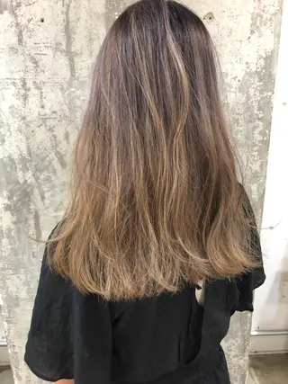 ロング カラー Pia ツボイ ケイタのヘアスタイル