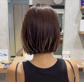 ショート レイヤーカット/ ハイライト　千咲季のヘアスタイル